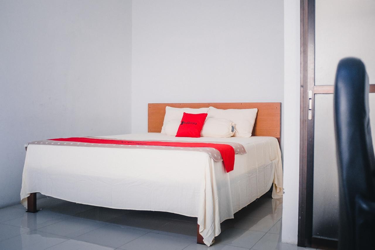Reddoorz Near Sirkuit Sentul Hotel Bogor Exterior photo